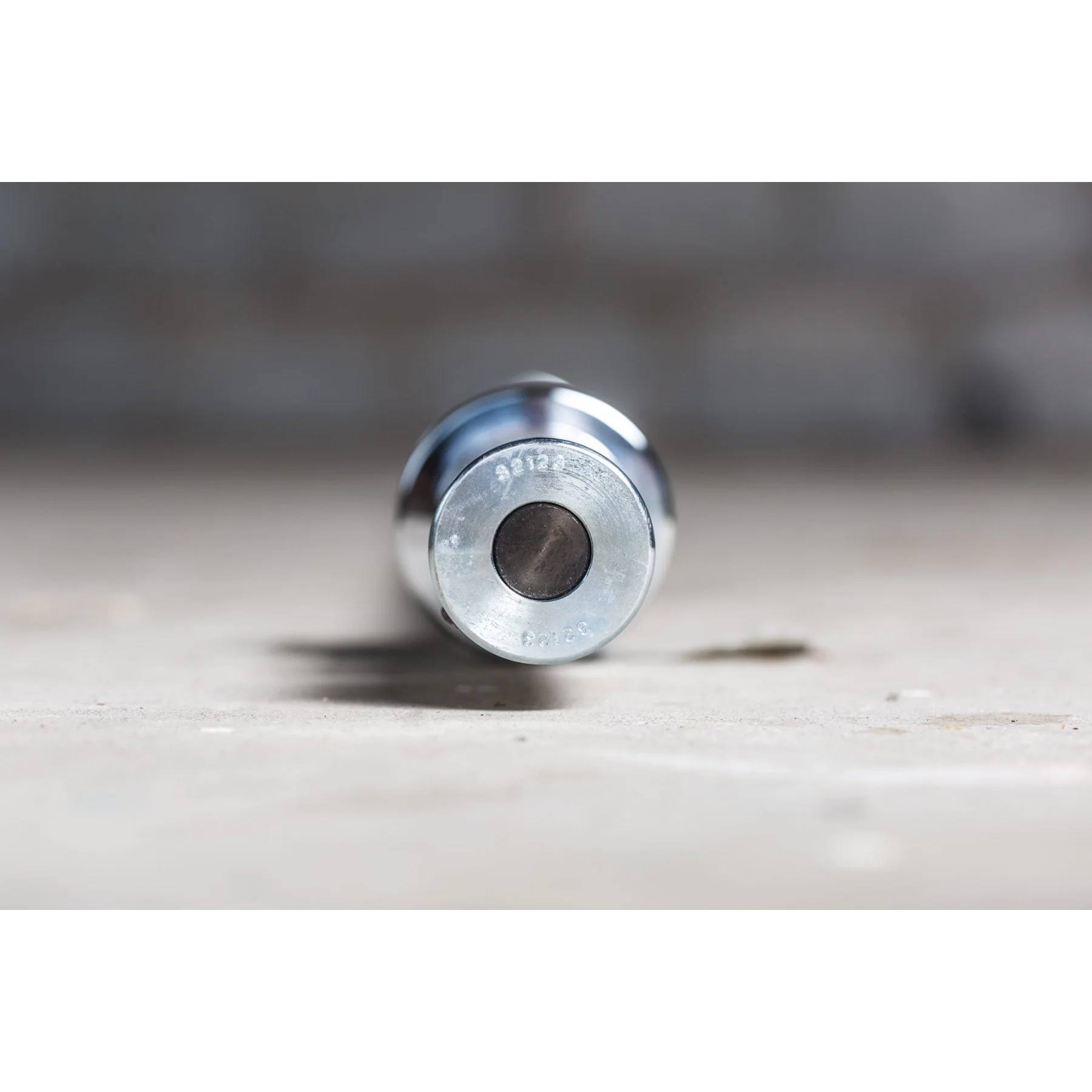 5' International Olympic Weight Lifting Bar -- York (32123) - Image 2